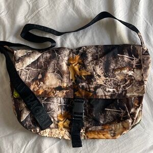 BAGGU Photo forest  Messenger Bag